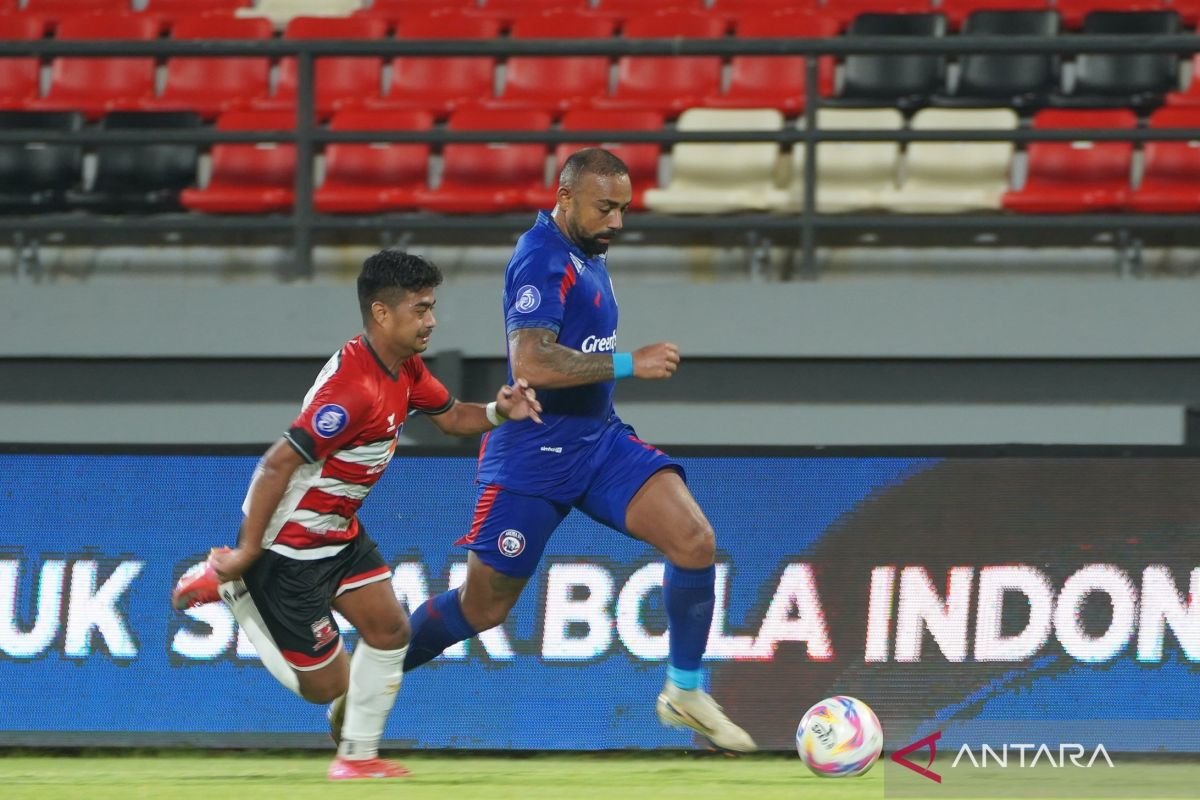Arema FC Siap Berjuang 200 Persen untuk Rebut Tiga Poin Melawan Persebaya