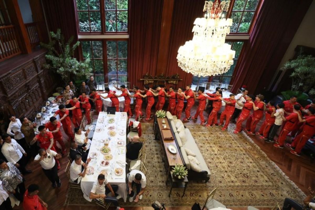 Jay Idzes Mengungkapkan Kekaguman Terhadap Jamuan Makan Siang Bersama Presiden Prabowo
