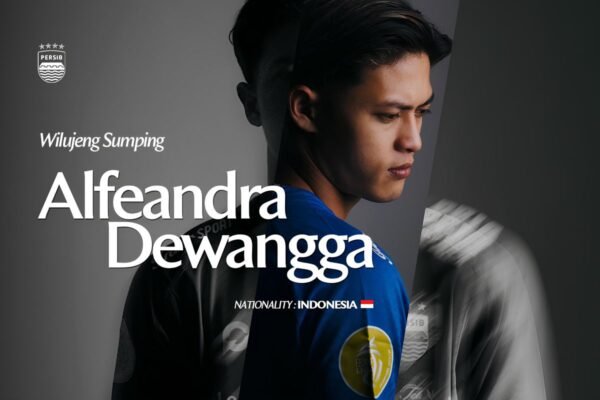 Alfeandra Dewangga Secara Resmi Mengenakan Seragam Persib Bandung